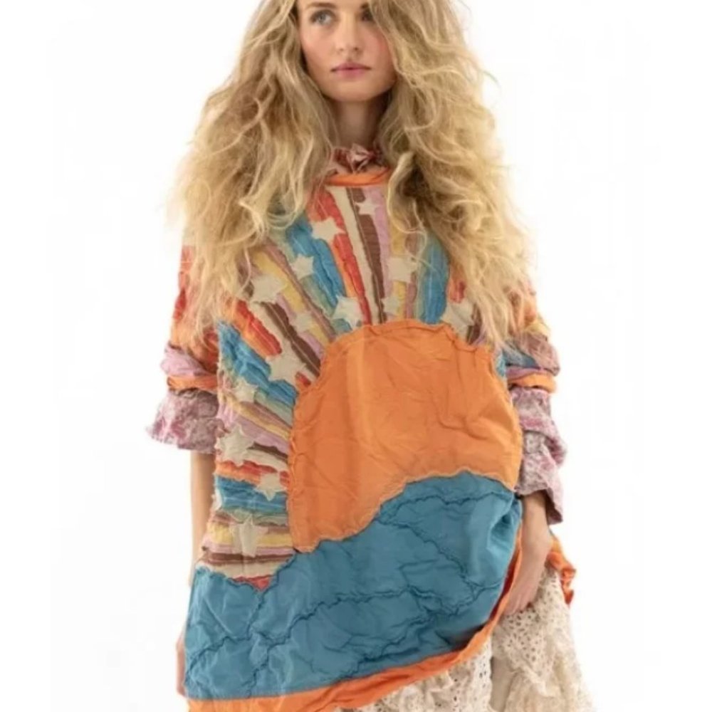 Magnolia Pearl Sunrise applique pullover
